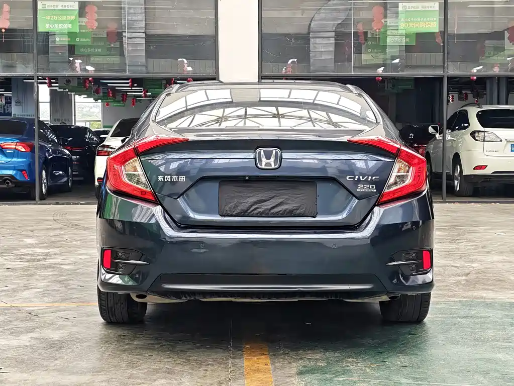 Honda Civic — миниатюра 13