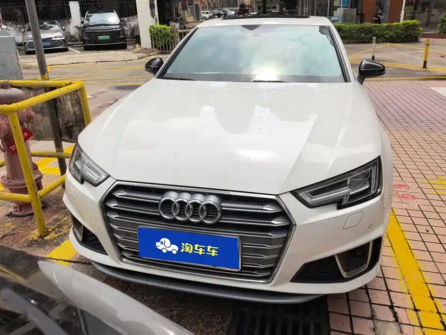 Audi A4L 2019 45 TFSI quattro Sport VI