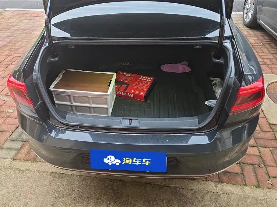 Volkswagen Magotan 2021 330TSI DSG 30
