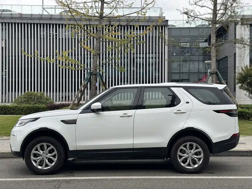 Land Rover Discovery — миниатюра 4