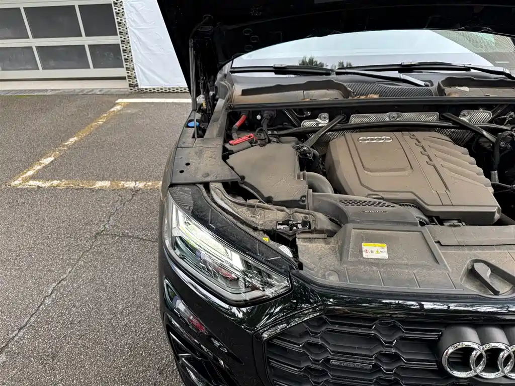Audi Q5L 2025 45 TFSI Luxury