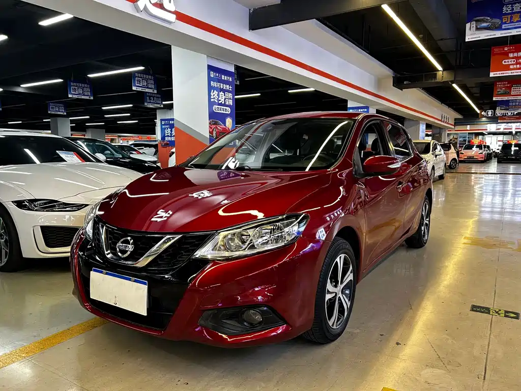 Nissan Tiida