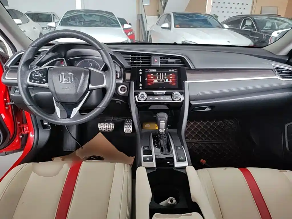 Honda Civic — миниатюра 10