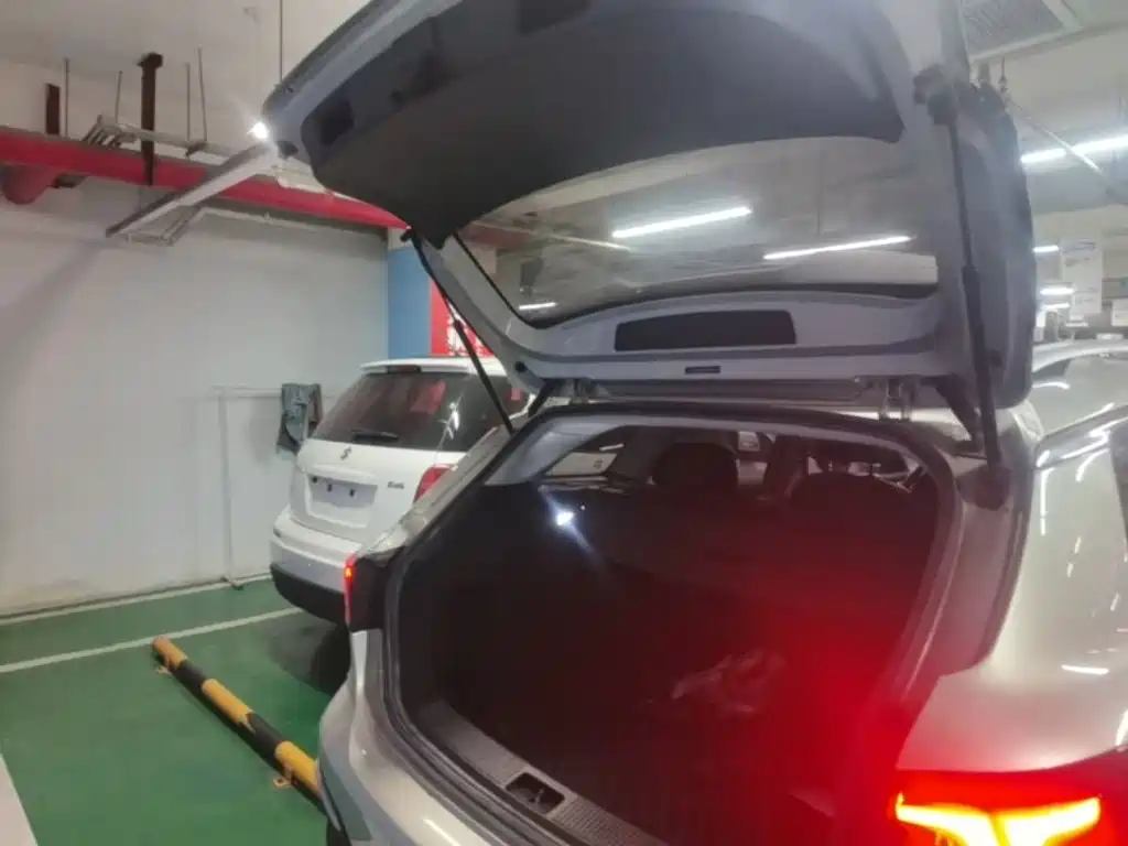 Roewe Ei5 — миниатюра 19