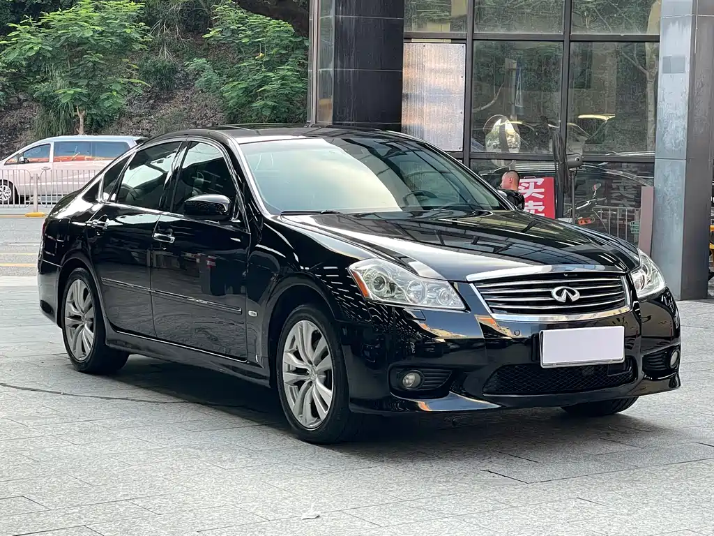 Infiniti M 2008 M35
