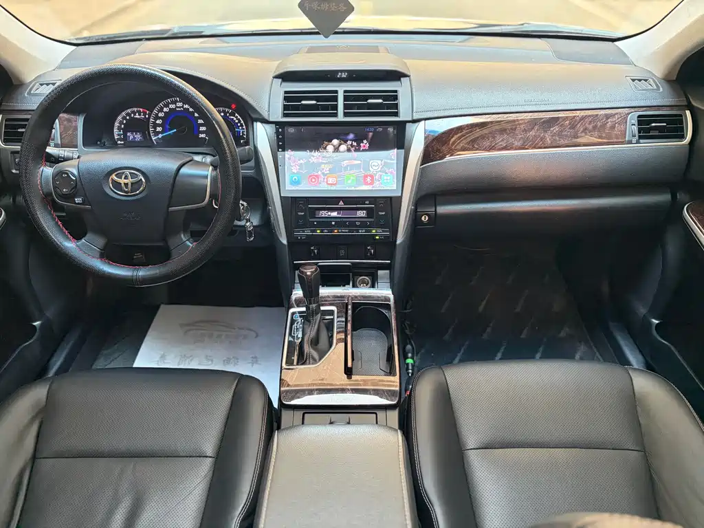 Toyota Camry 2016 2.0G Lead