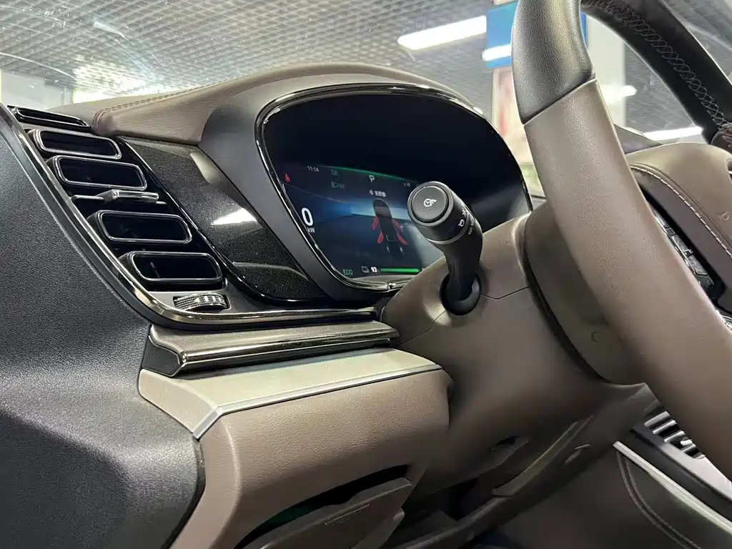 BYD Han — миниатюра 16