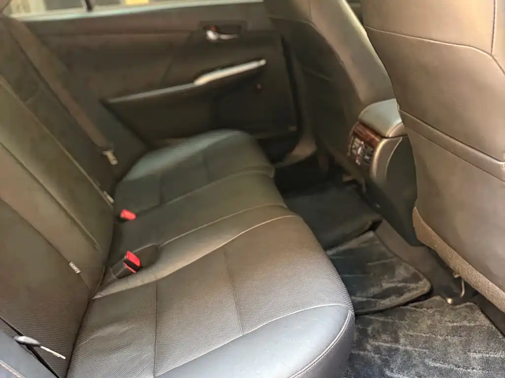 Toyota Camry 2016 2.0G Lead