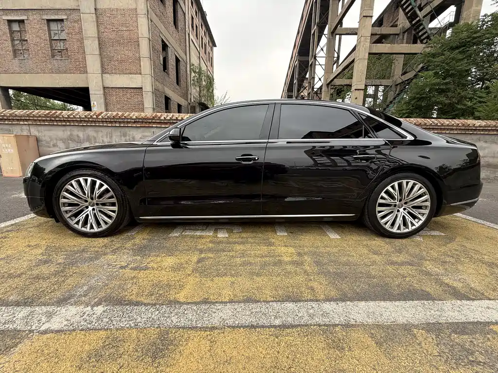 Audi A8 2014 A8L 45 TFSI quattro