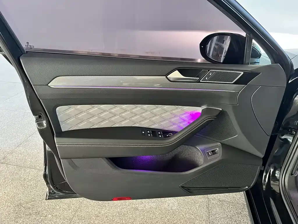 Volkswagen Magotan — миниатюра 4