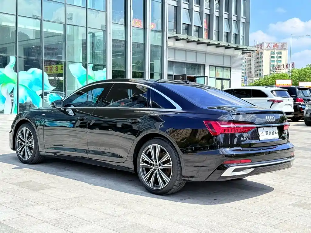 Audi A6L 2023 — фото 9