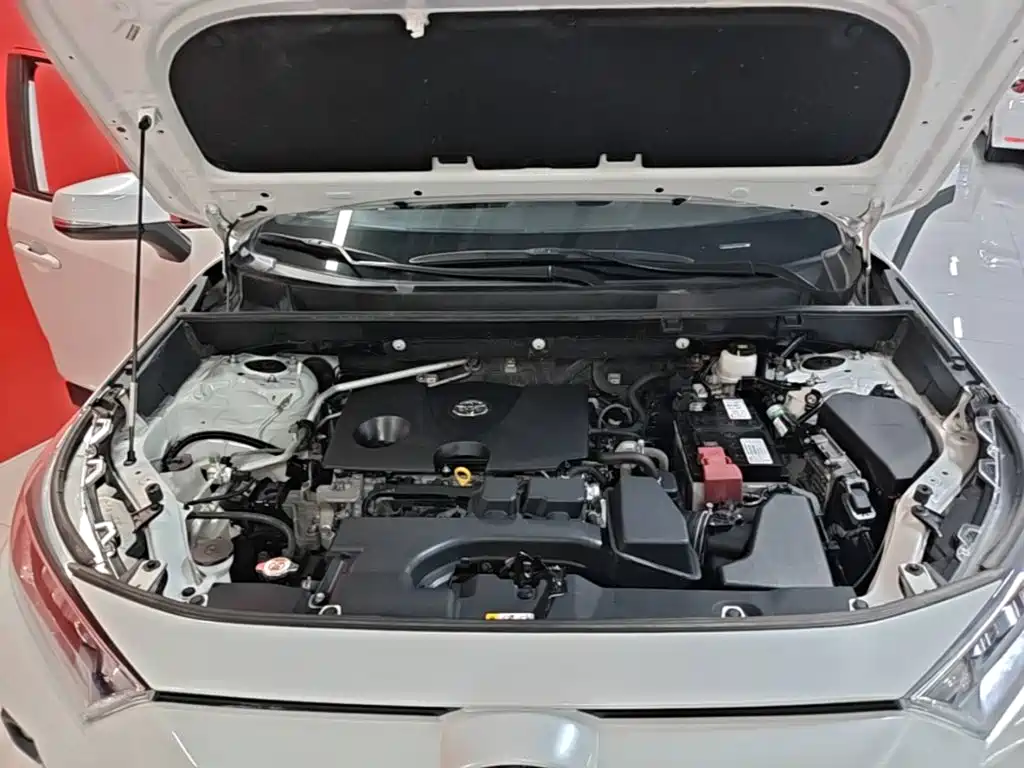 Toyota RAV4 — миниатюра 20