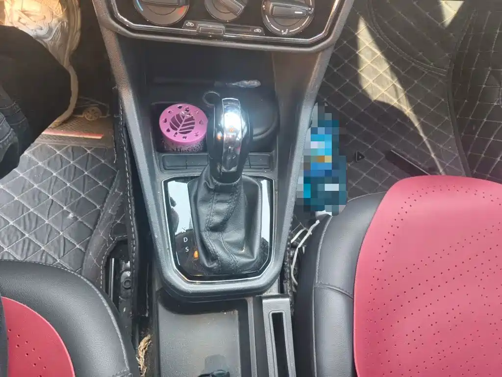 Volkswagen Jetta — миниатюра 10