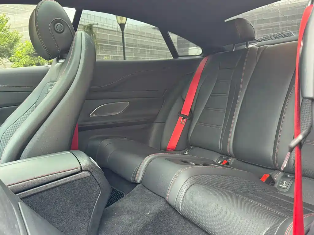 Mercedes-Benz E-Class AMG — миниатюра 9