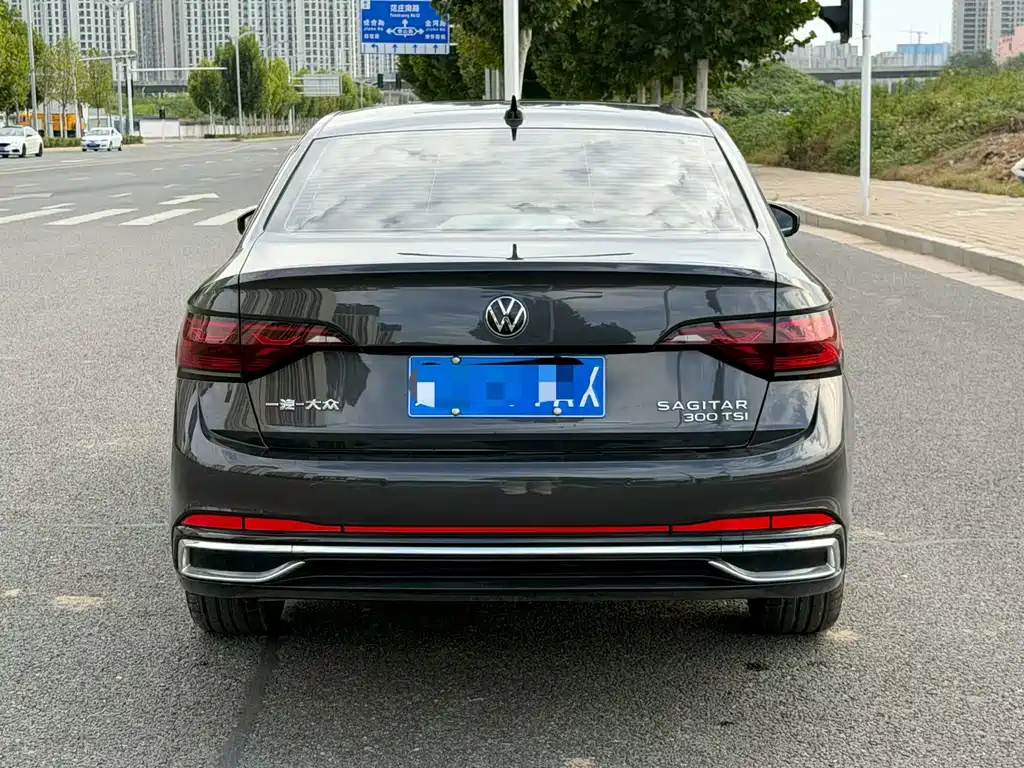 Volkswagen Sagitar — миниатюра 8