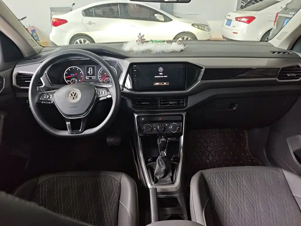 Volkswagen T-Cross — миниатюра 10