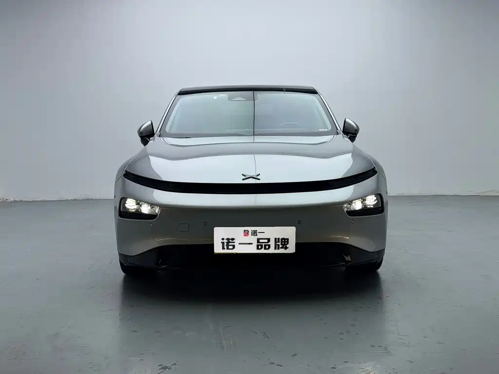 XPeng P7 — миниатюра 2