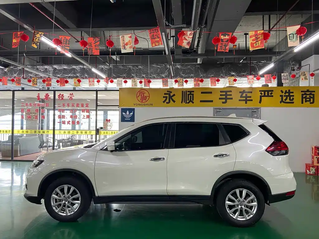 Nissan X-Trail — миниатюра 12