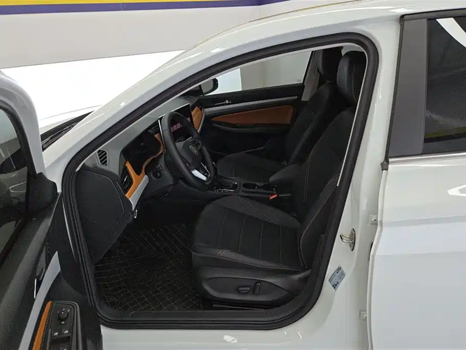 Volkswagen Bora 2026 200TSI DSG PRO