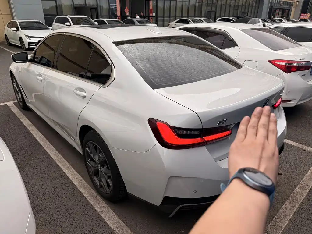 BMW i3 2026 eDrive 35L