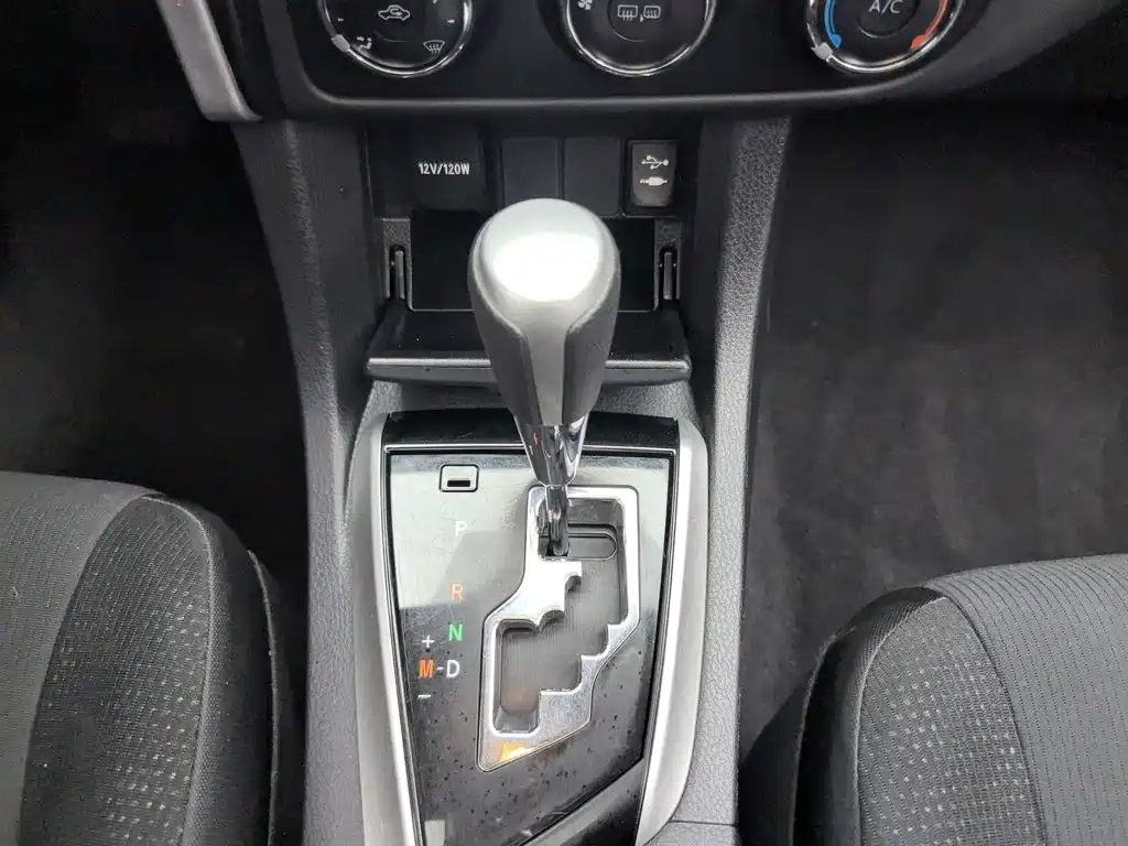 Toyota Corolla — миниатюра 13