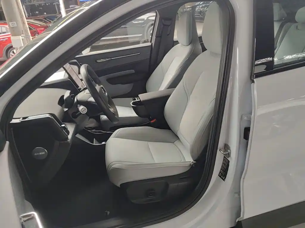Volvo EX30 — миниатюра 15