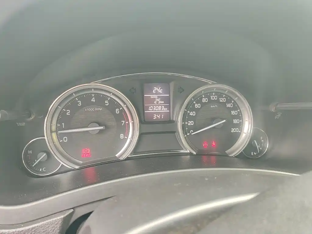 Suzuki Alivio — миниатюра 12