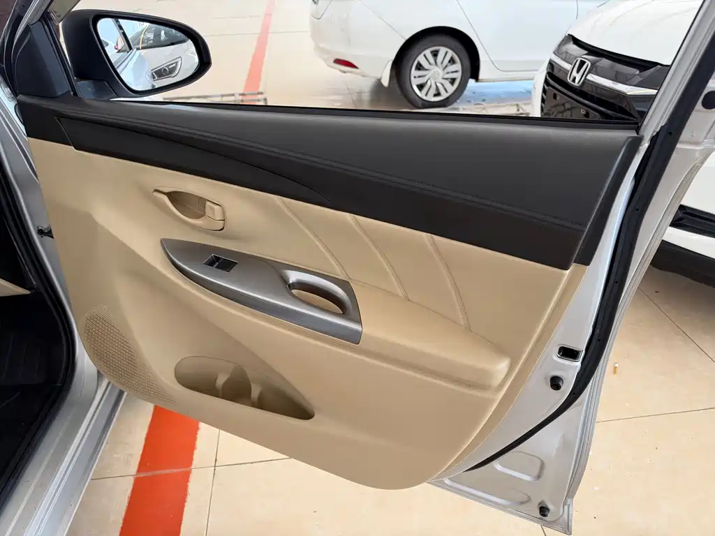 Toyota Vios — миниатюра 24