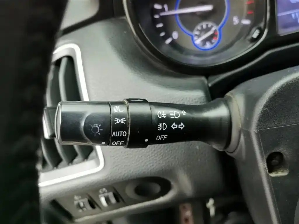 JIANGLING YUSHENG S350