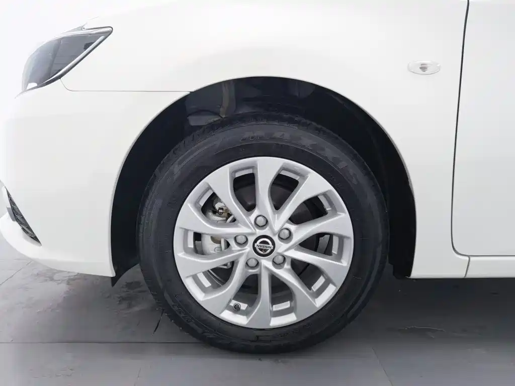 Nissan Sylphy — миниатюра 17