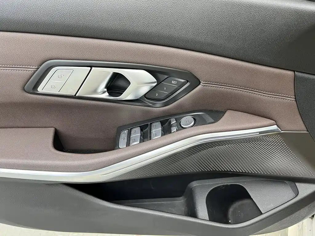 BMW 3 Series — миниатюра 18