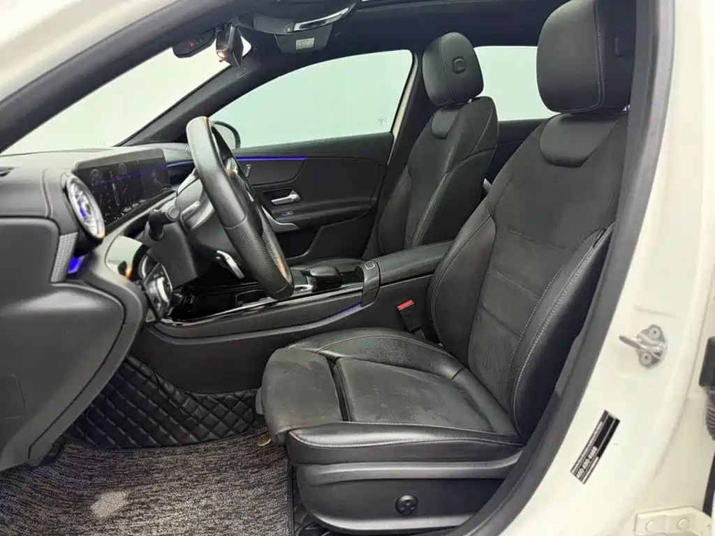 Mercedes-Benz A-Class — миниатюра 6