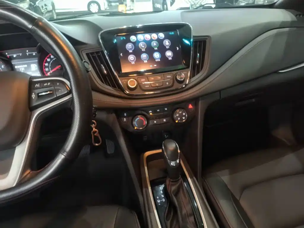 Chevrolet Monza — миниатюра 13