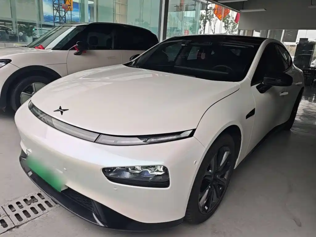 XPeng P7 — миниатюра 2