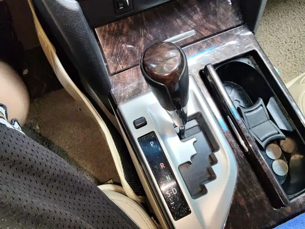 Toyota Camry — миниатюра 7