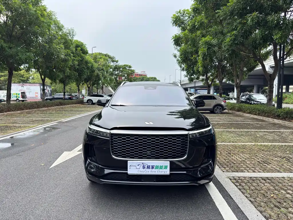 Li Auto Li ONE — миниатюра 2