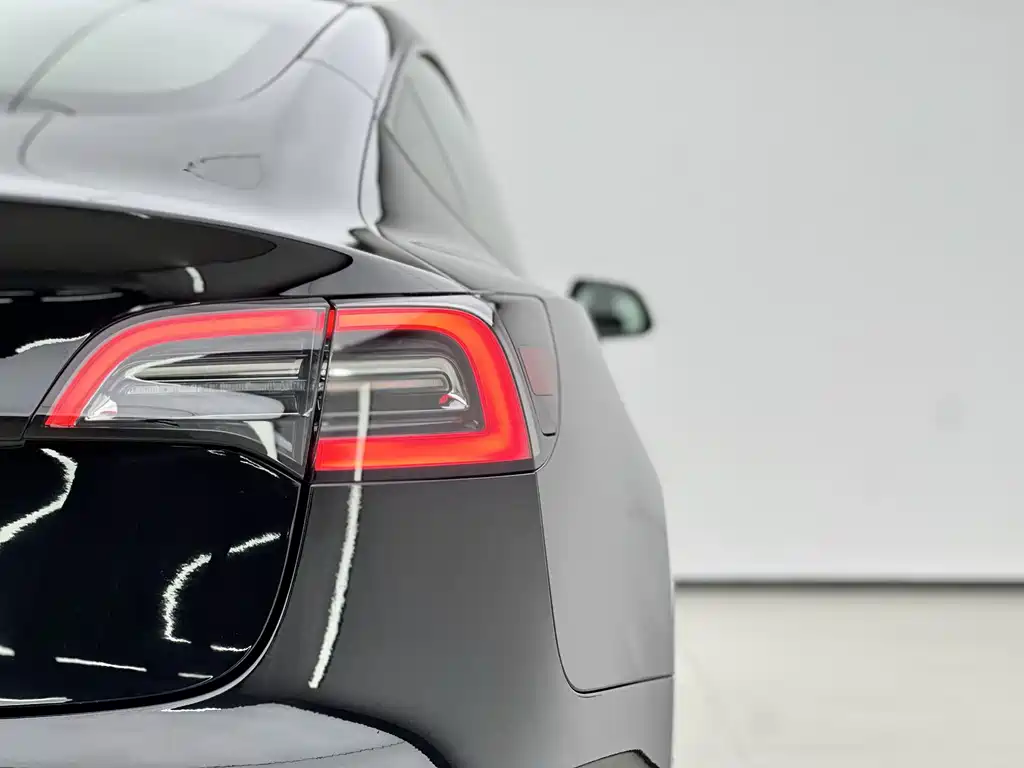 Tesla Model 3 — фотографии объявления, Фото 14