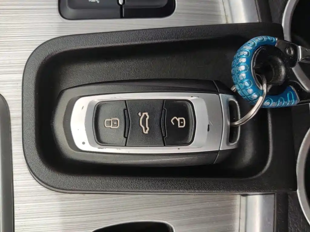 Geely Vision X6 — миниатюра 9