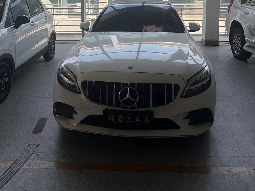 Mercedes-Benz C-Class — миниатюра 2