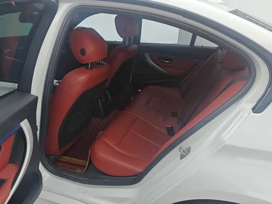 BMW 3 Series — миниатюра 11