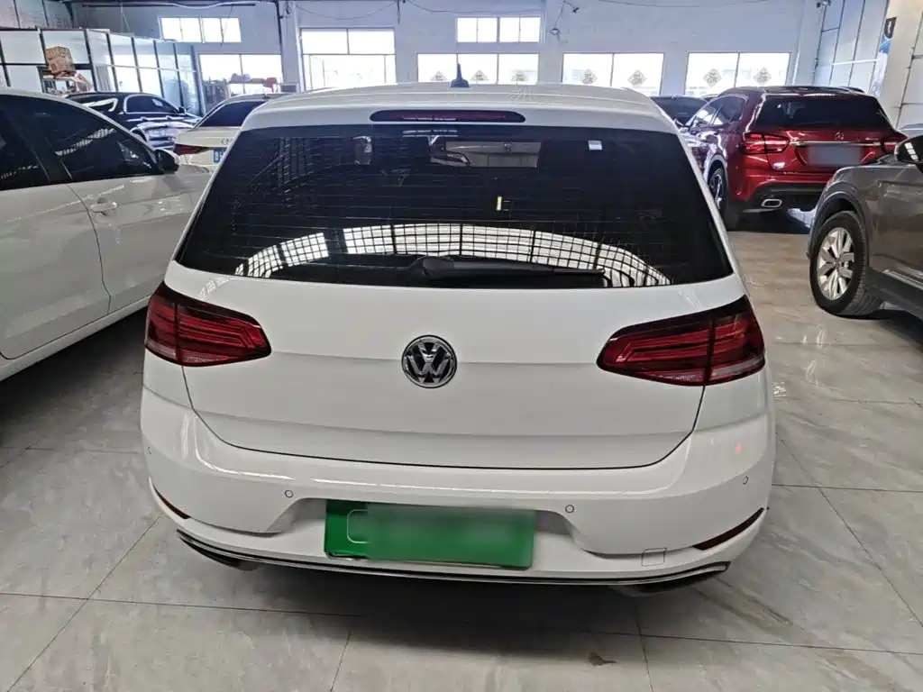 Volkswagen Golf — миниатюра 6