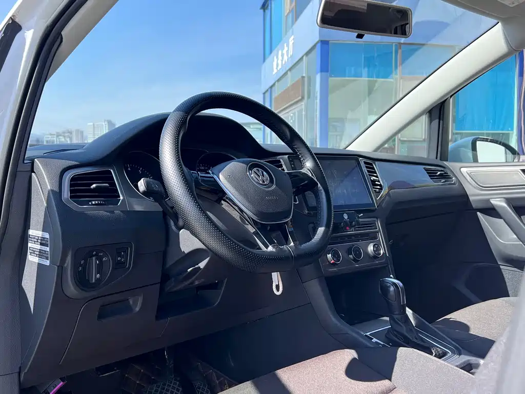 Volkswagen Golf Sportsvan — миниатюра 8