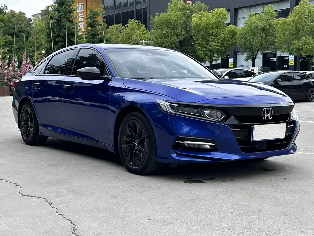 Honda Accord 2018 2.0L V