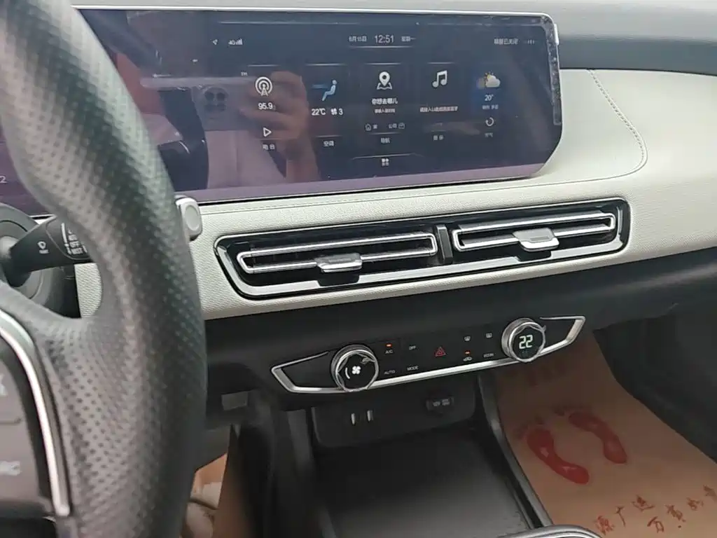 BAIC EU5 Plus — миниатюра 13
