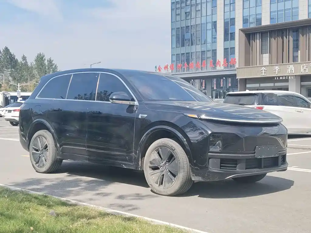 Li Auto Li L8 — миниатюра 3