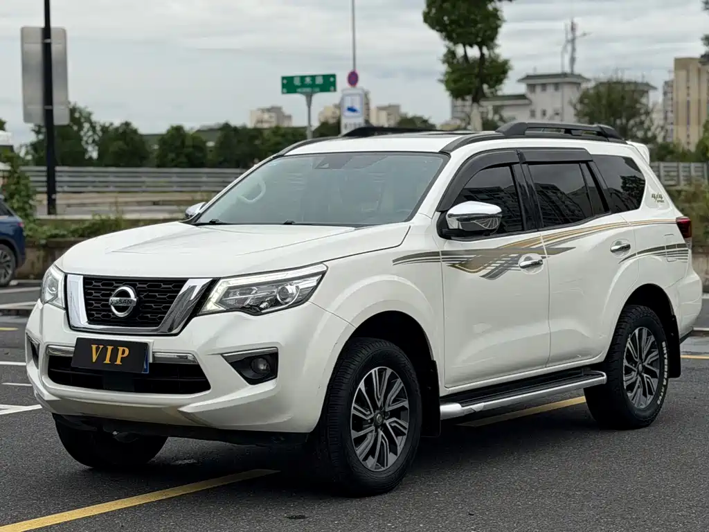 Nissan Terra