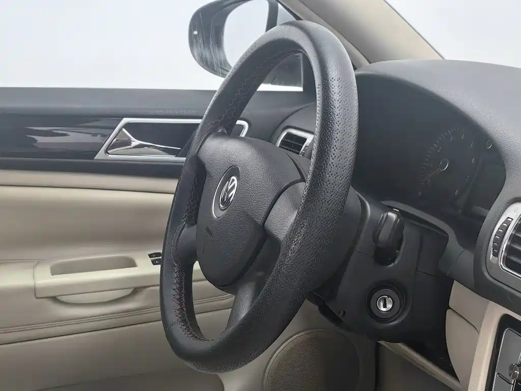 Volkswagen Passat Lingyu 1.8T Auto Premium Type, фото 22