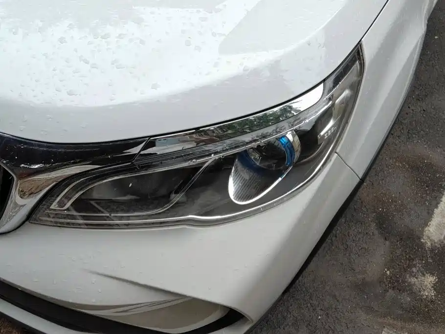 Geely Vision X3 — миниатюра 5