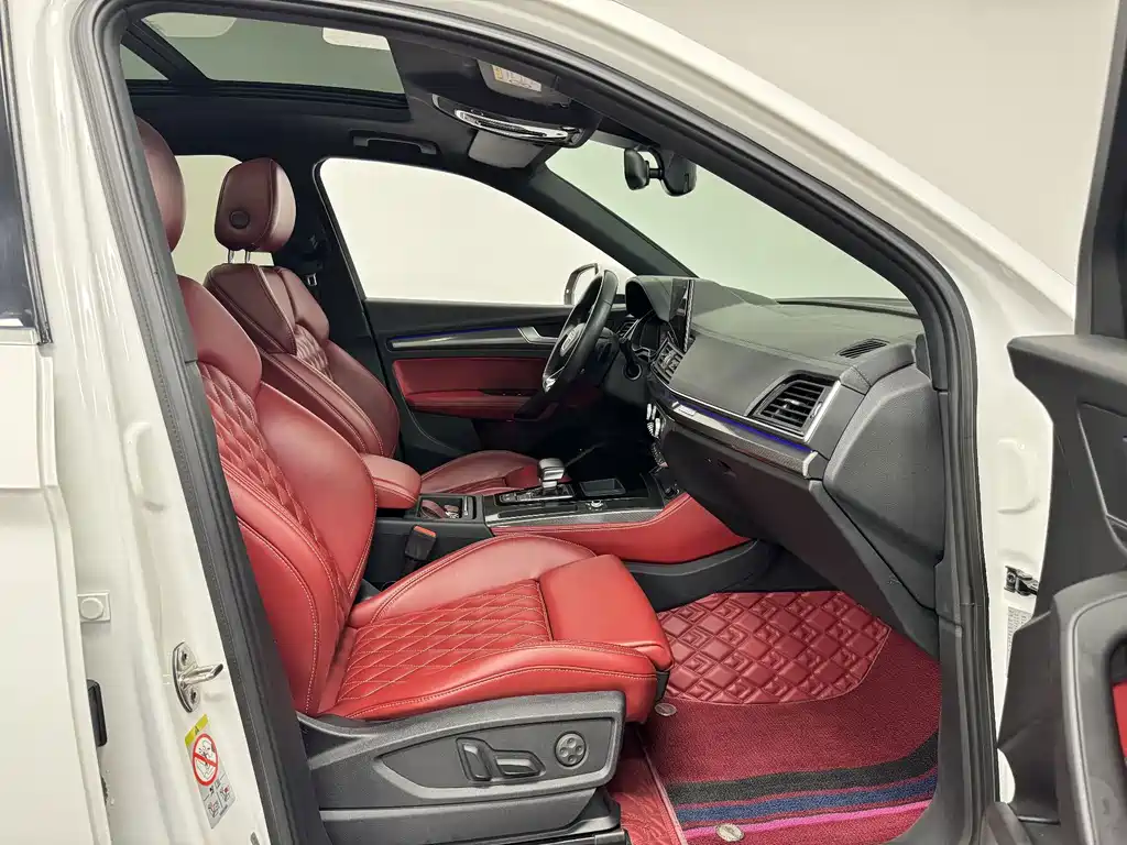 Audi Q5L Sportback — миниатюра 15