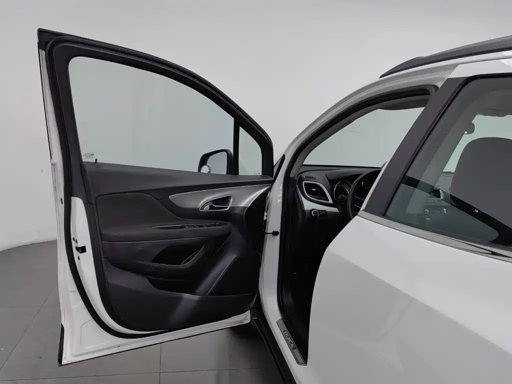 Buick Encore — миниатюра 8